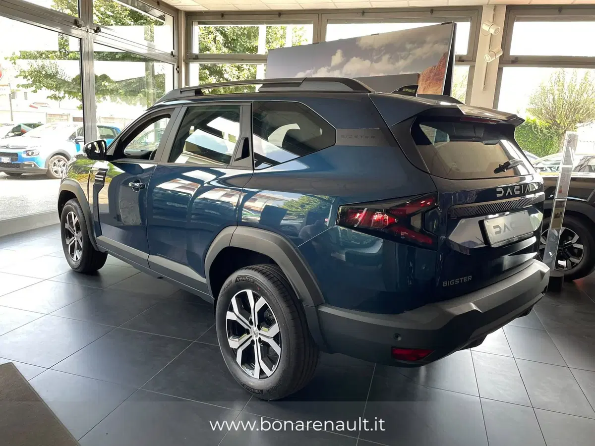 Dacia Bigster nuova a Monza e Brianza (2)