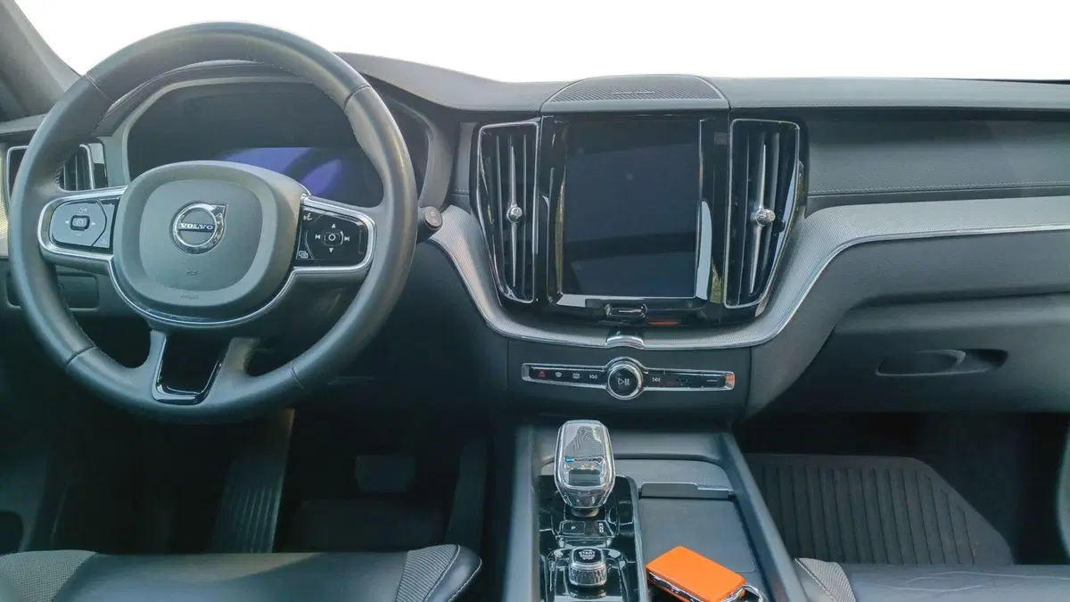 Volvo XC60 usata a Parma (7)