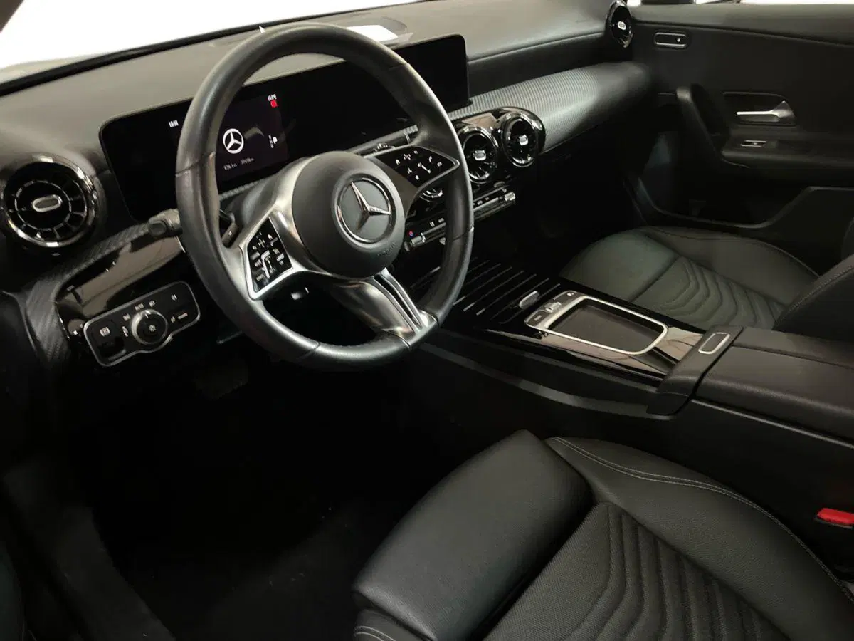 Mercedes-Benz Classe A usata a Bari (10)
