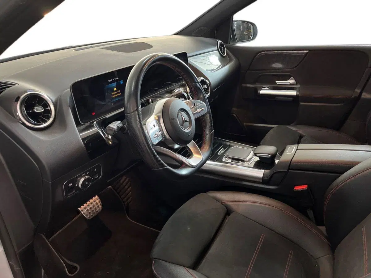 Mercedes-Benz Classe B usata a Bari (7)