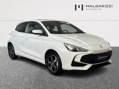 Mg MG3 1.5 hybrid+ Luxury auto del 2025 usata a Bari