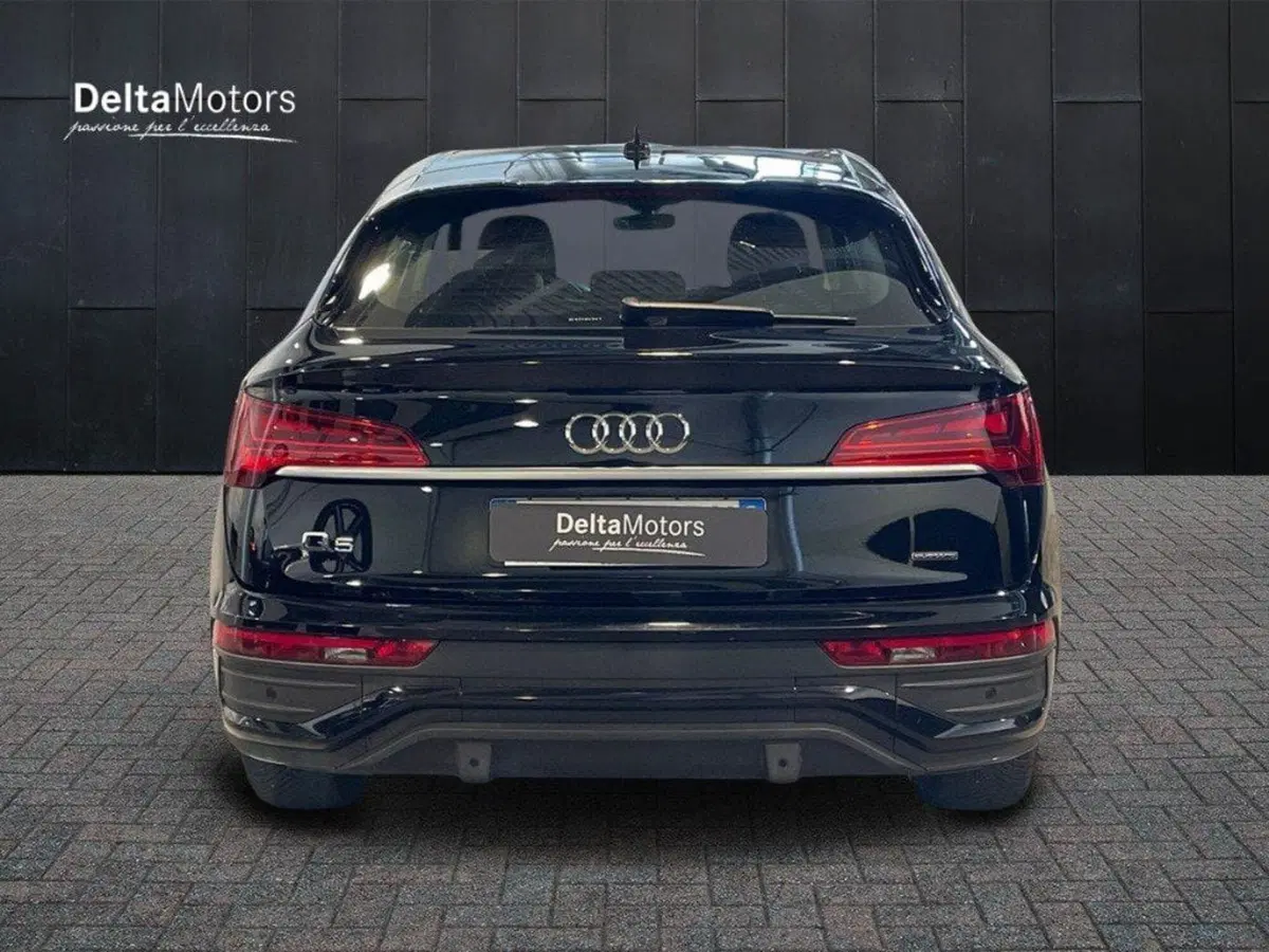Audi Q5 Sportback usata a Macerata (4)