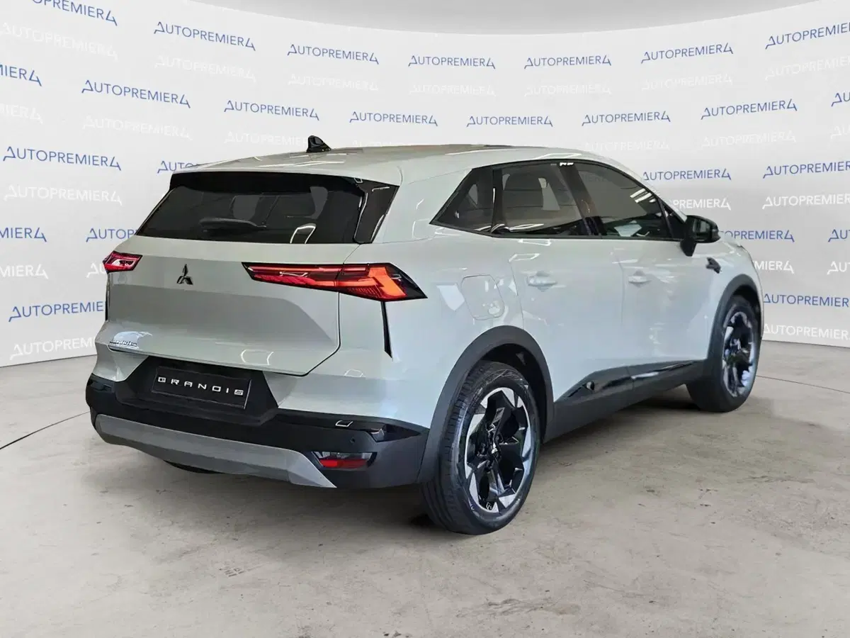 Mitsubishi Grandis nuova a Como (4)
