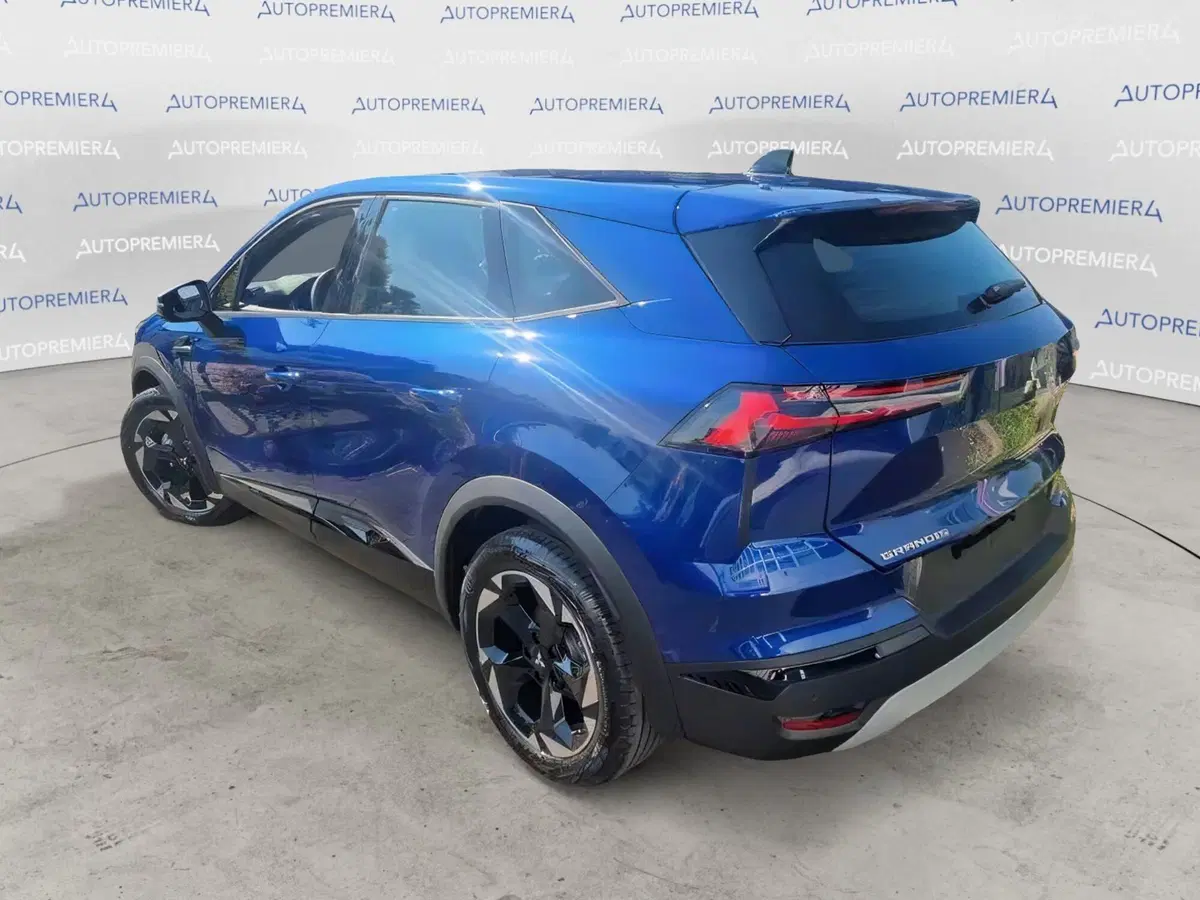 Mitsubishi Grandis nuova a Como (4)