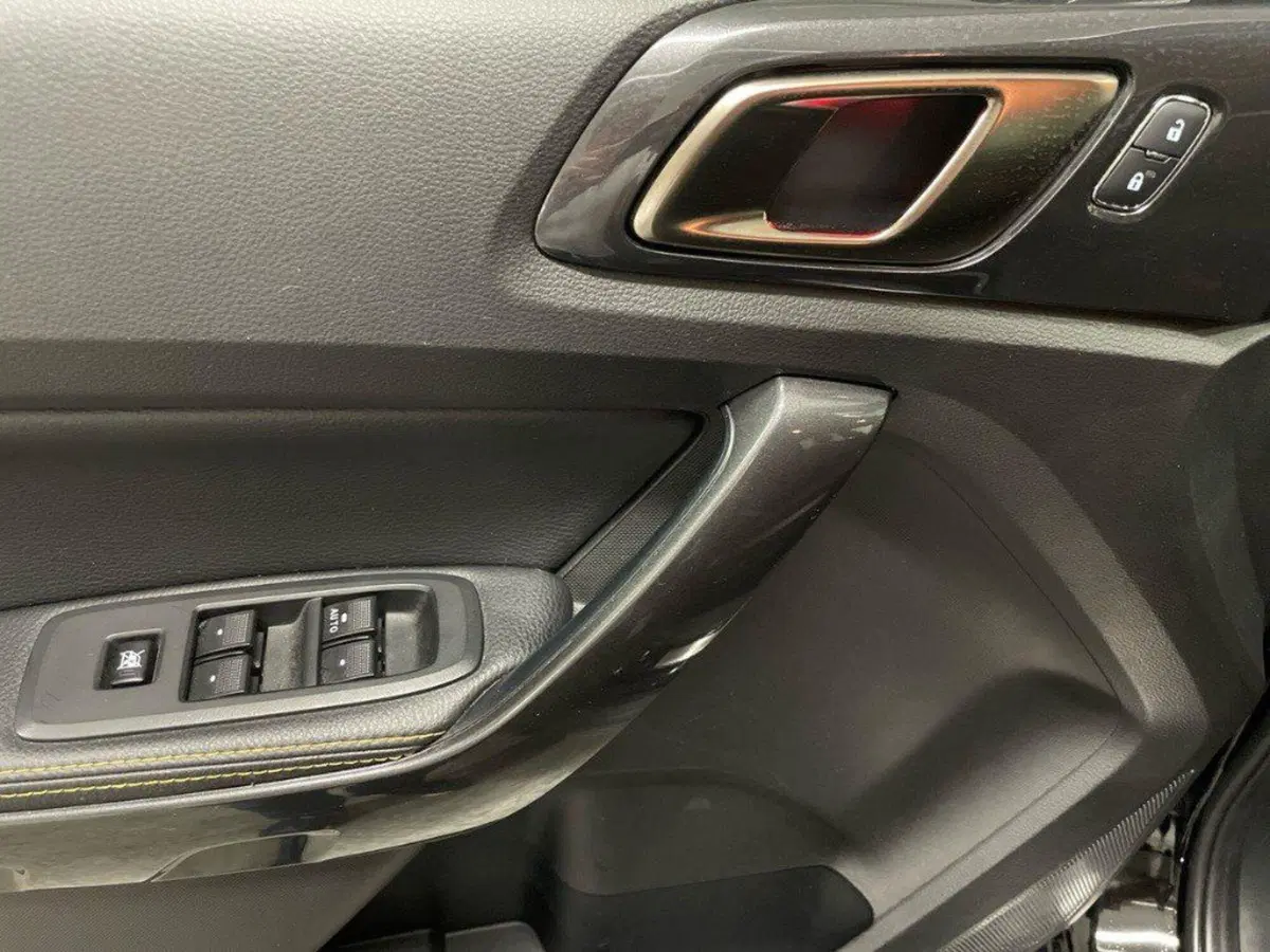 Ford Ranger Pick-up usata a Macerata (17)