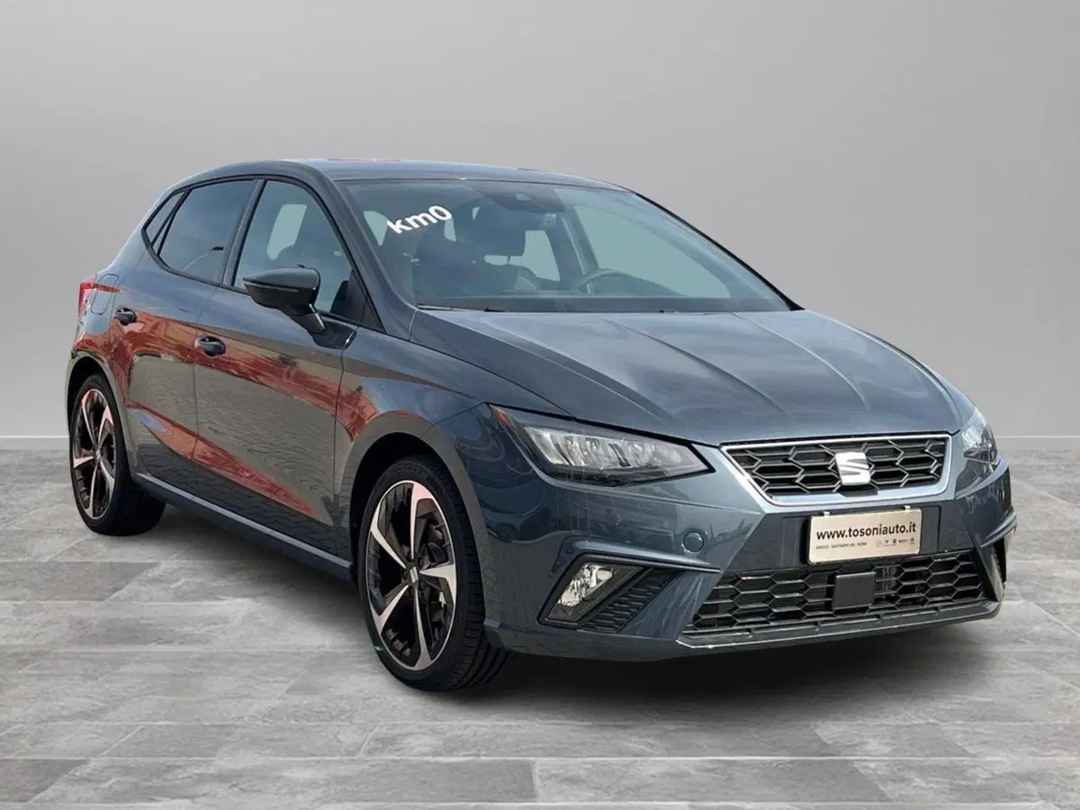 SEAT Ibiza nuova a Arezzo (2)