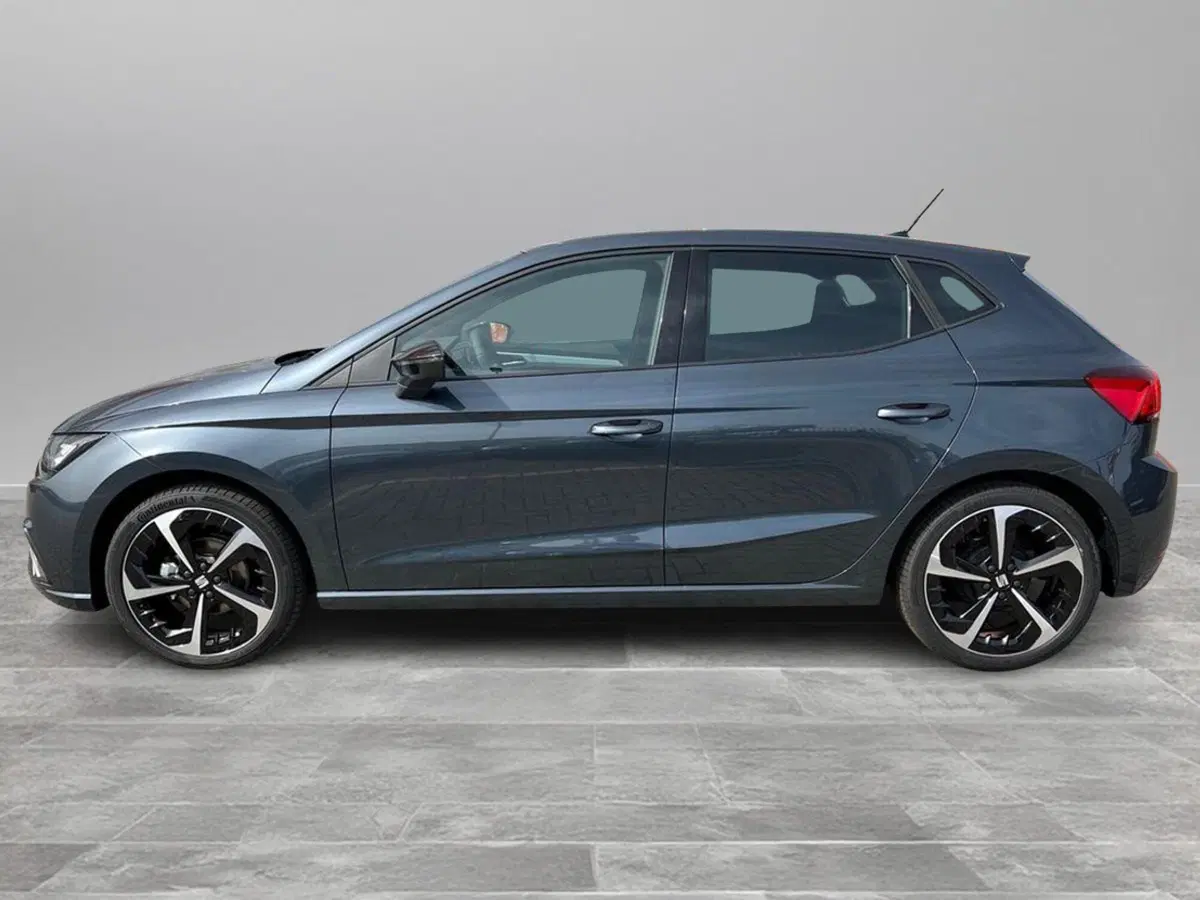 SEAT Ibiza nuova a Arezzo (8)
