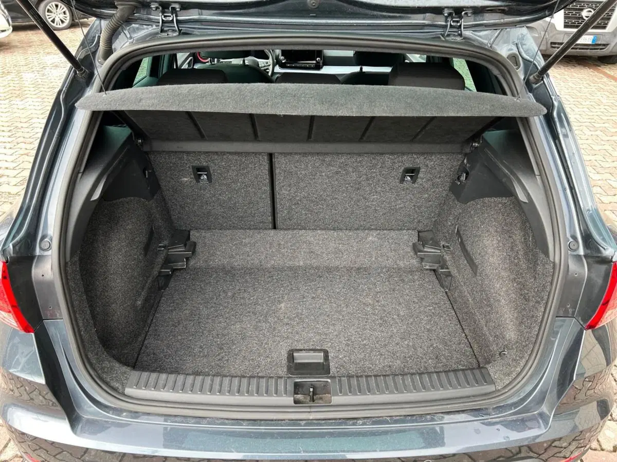 SEAT Arona usata a Siena (15)