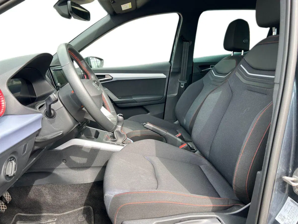 SEAT Arona usata a Siena (9)