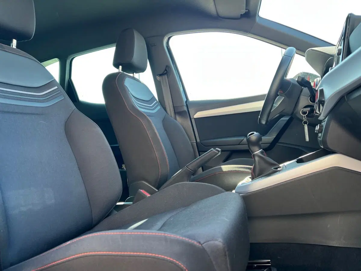 SEAT Arona usata a Siena (10)