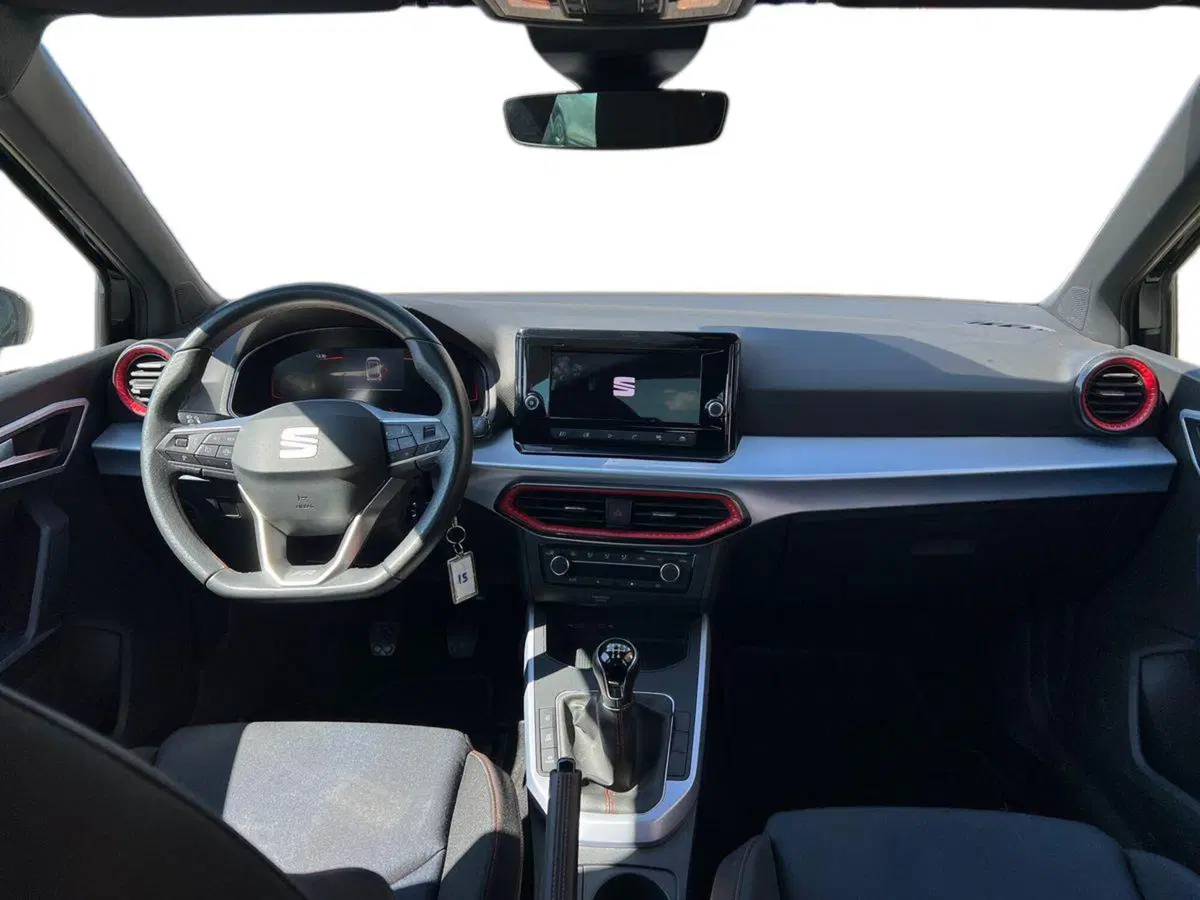 SEAT Arona usata a Siena (12)