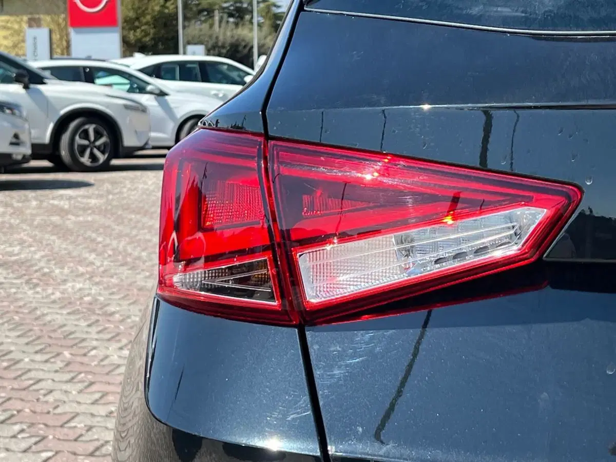 SEAT Arona usata a Siena (20)