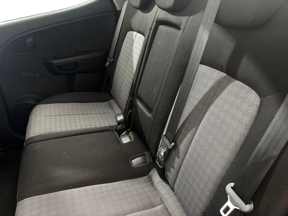 Kia Venga usata a Torino (9)