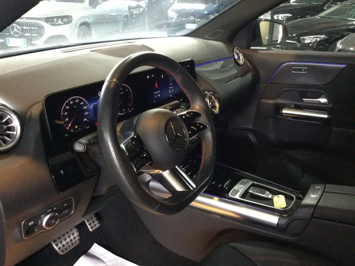 Mercedes-Benz GLA SUV usata a Caserta (9)