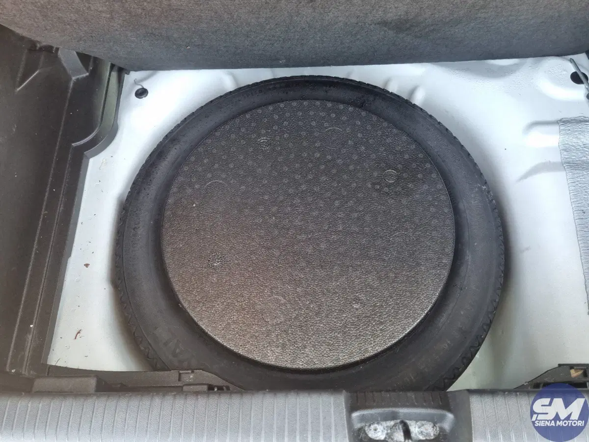 Opel Crossland usata a Siena (19)