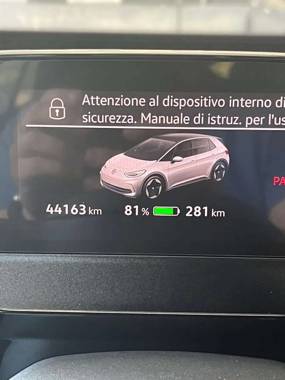 Volkswagen ID.3 usata a Avellino (12)