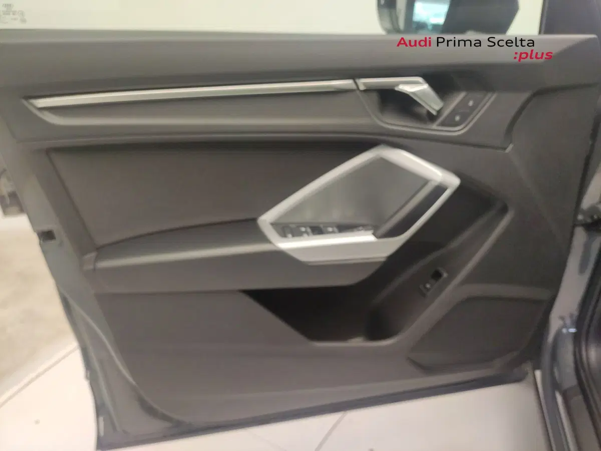 Audi Q3 usata a Avellino (18)