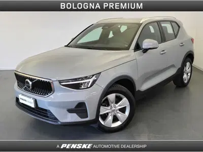 Volvo XC40 2.0 b3 Core auto del 2023 usata a Casalecchio di Reno