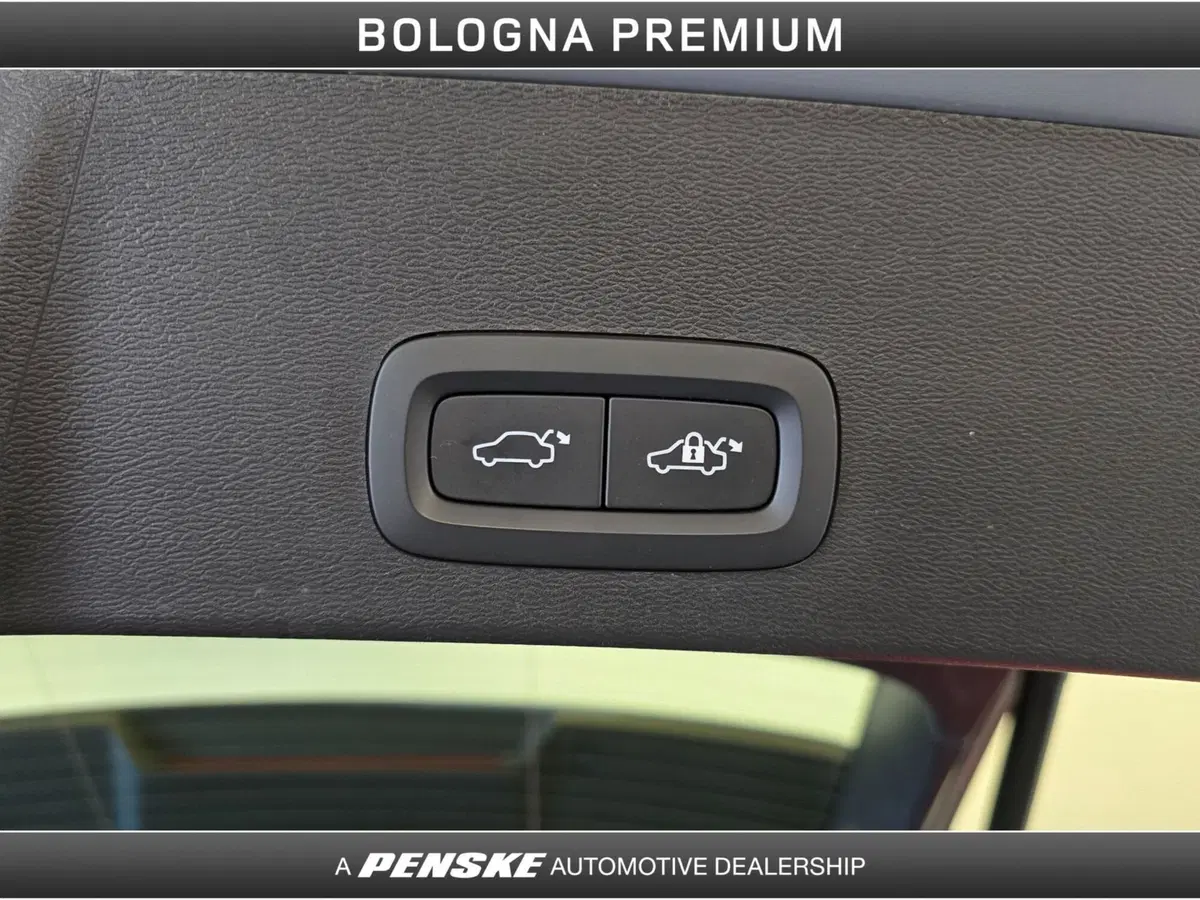 Volvo XC40 usata a Bologna (11)