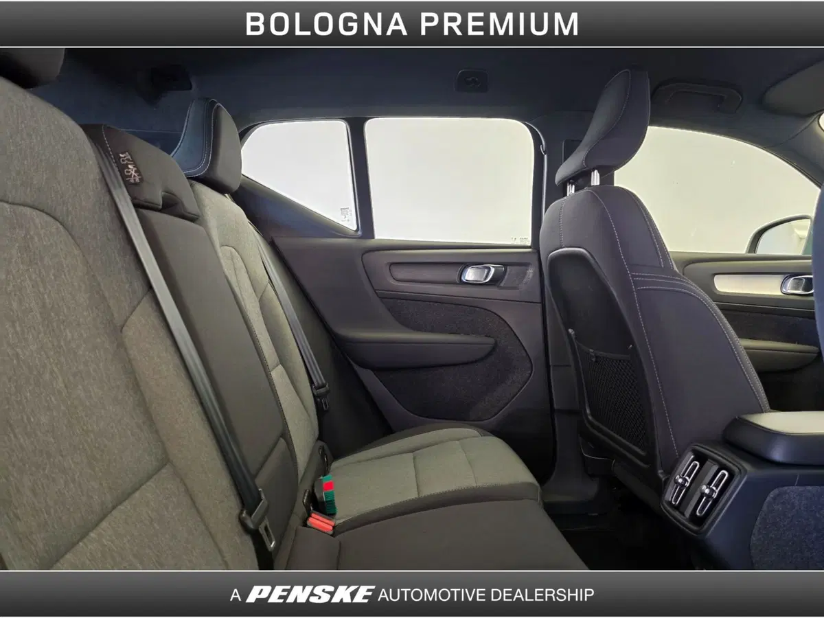 Volvo XC40 usata a Bologna (5)