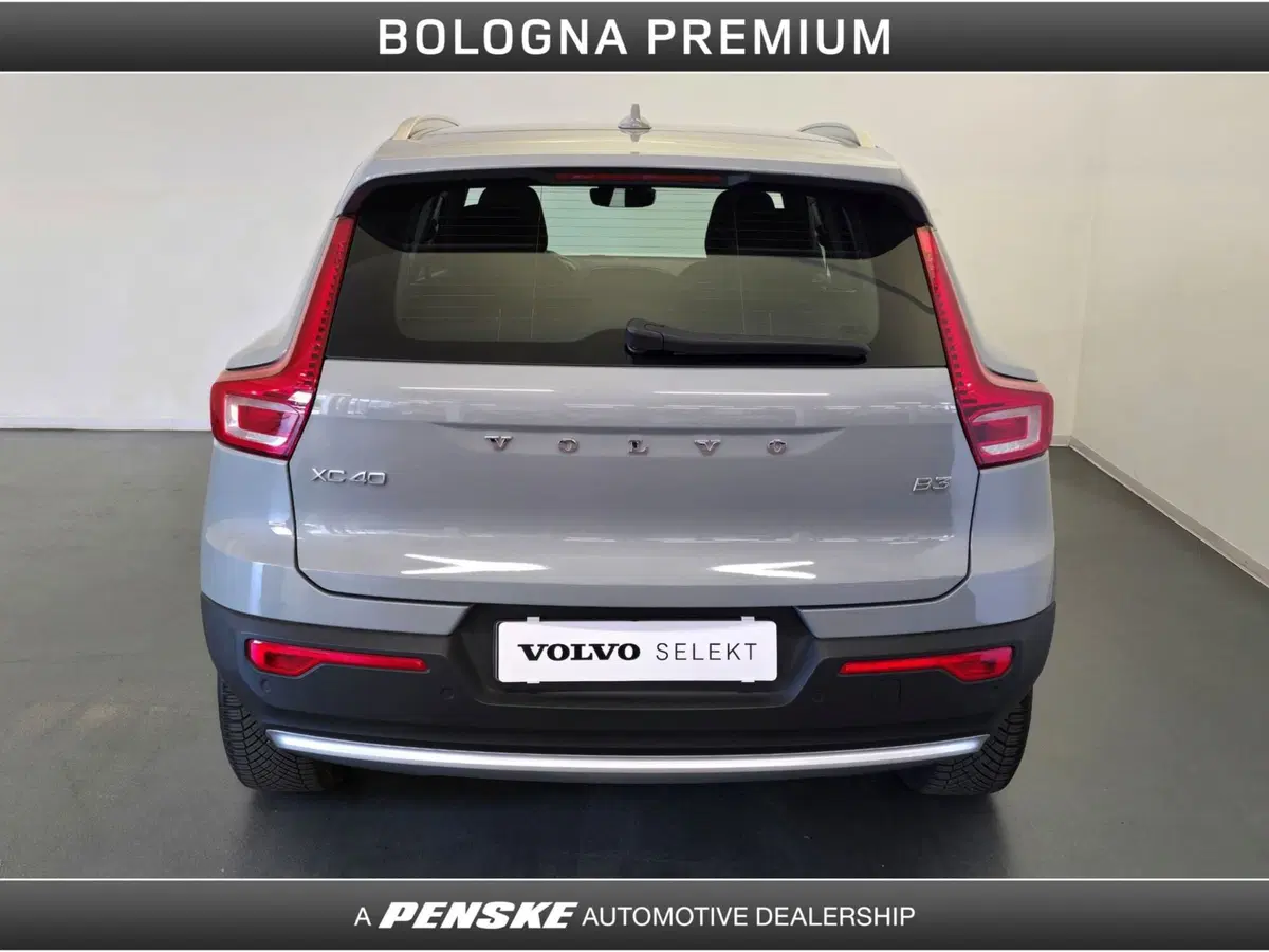 Volvo XC40 usata a Bologna (6)