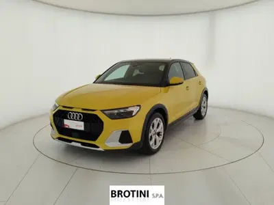 Audi A1 Sportback 35 TFSI S tronic Admired del 2022 usata a Massa