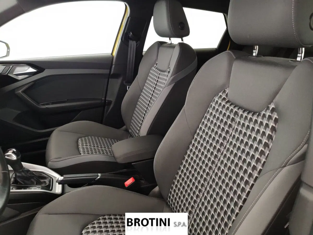 Audi A1 Sportback usata a Massa-Carrara (8)