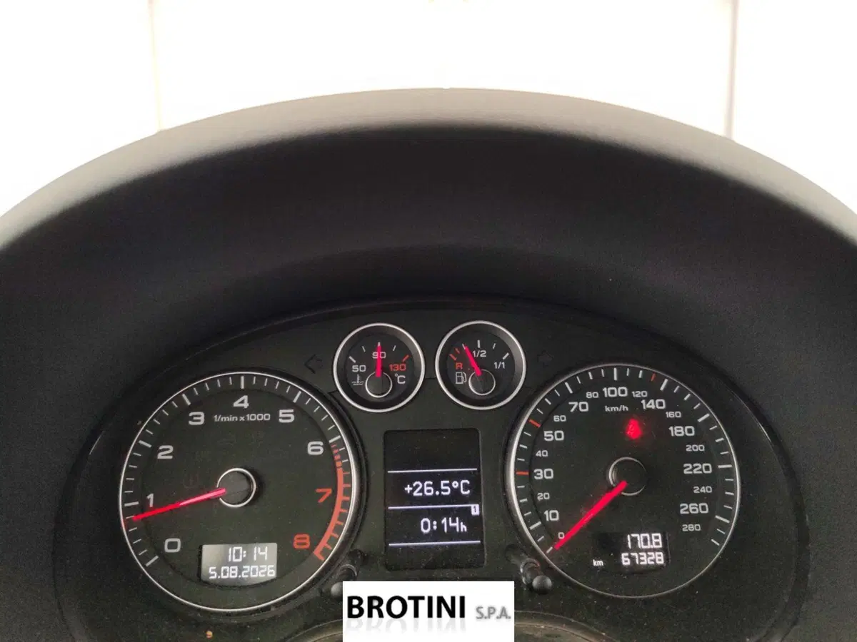 Audi A3 Cabrio usata a Massa-Carrara (13)