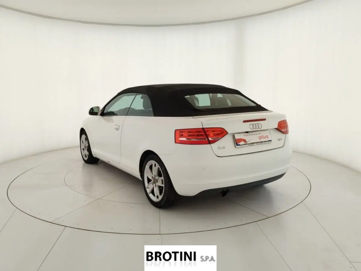 Audi A3 Cabrio usata a Massa-Carrara (2)