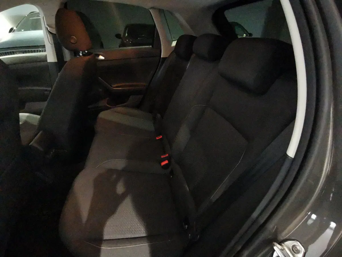 Volkswagen Polo usata a Taranto (12)