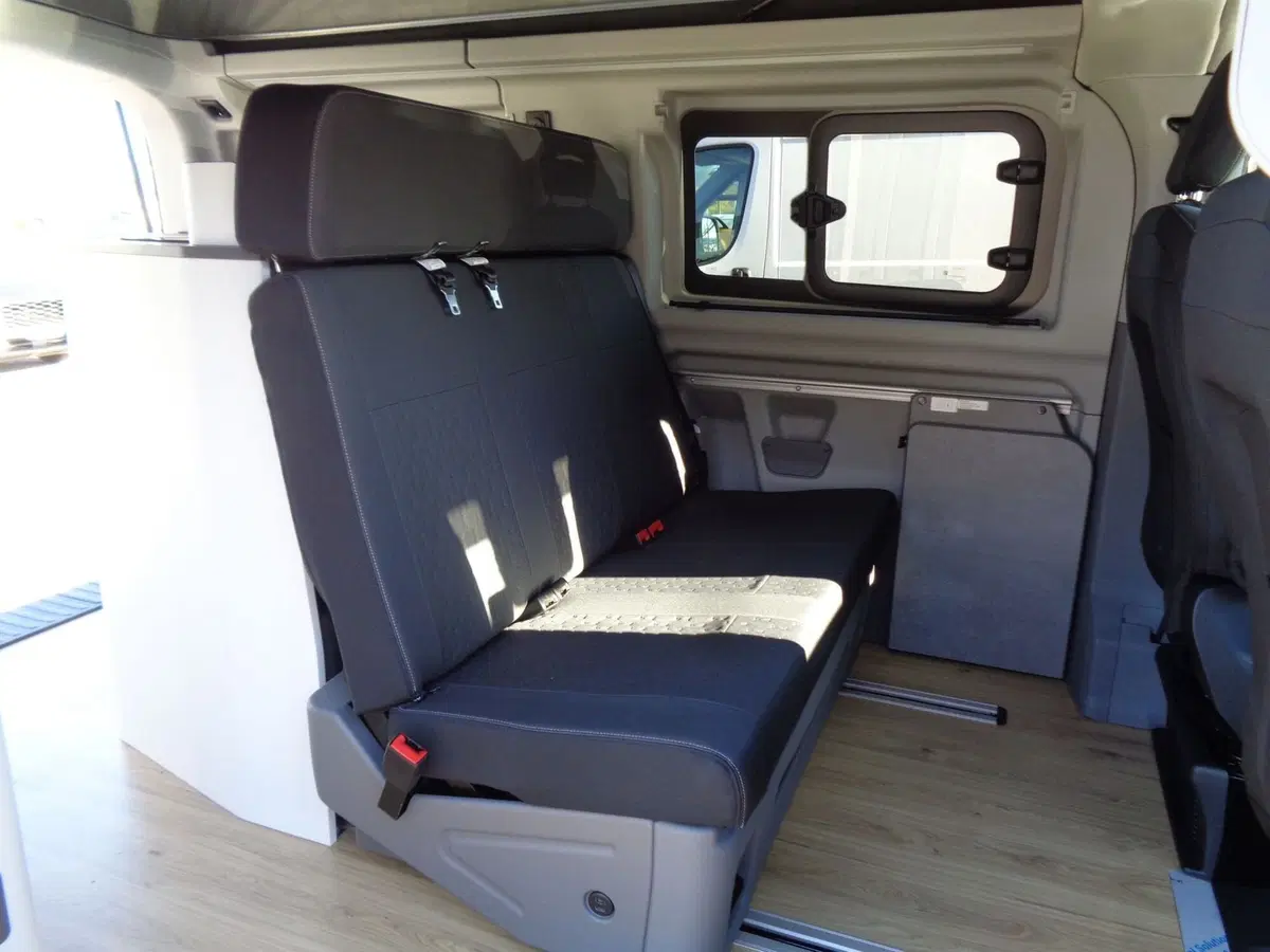 Ford Transit Custom Furgone nuova a Treviso (16)