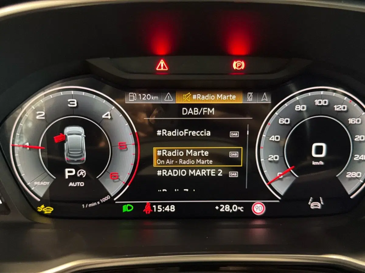 Audi Q3 Sportback usata a Napoli (10)