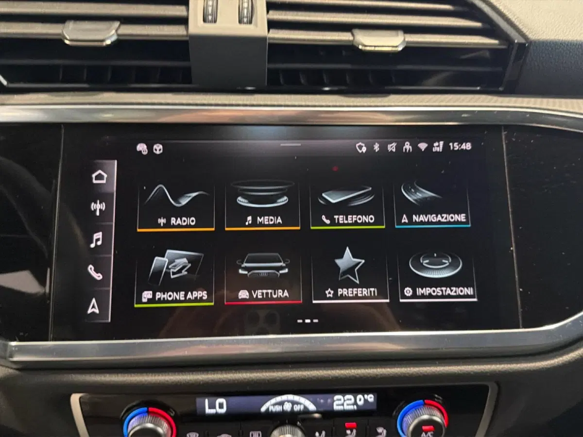 Audi Q3 Sportback usata a Napoli (11)