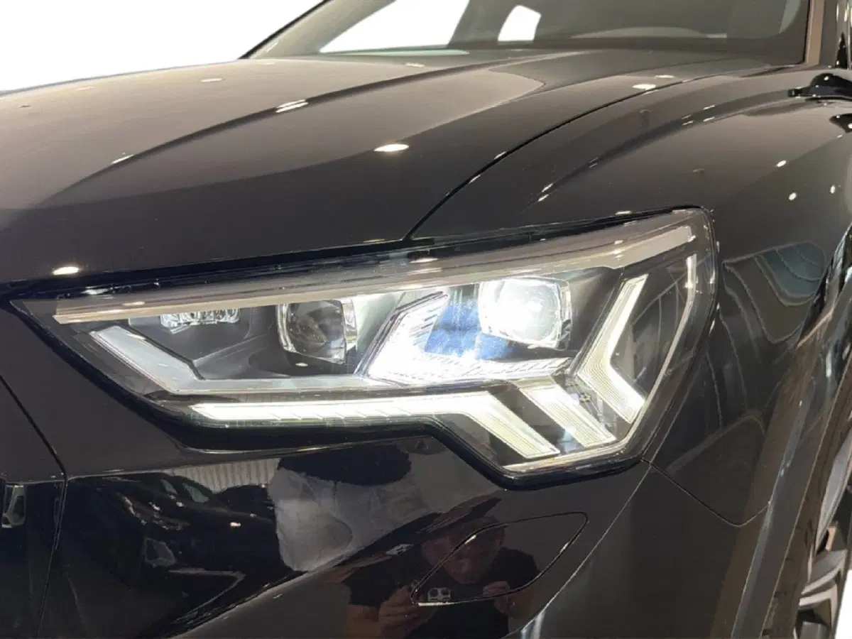 Audi Q3 Sportback usata a Napoli (20)