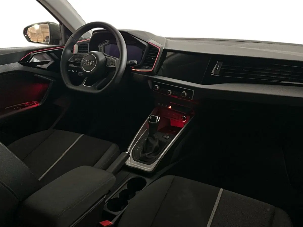 Audi A1 allstreet usata a Napoli (9)