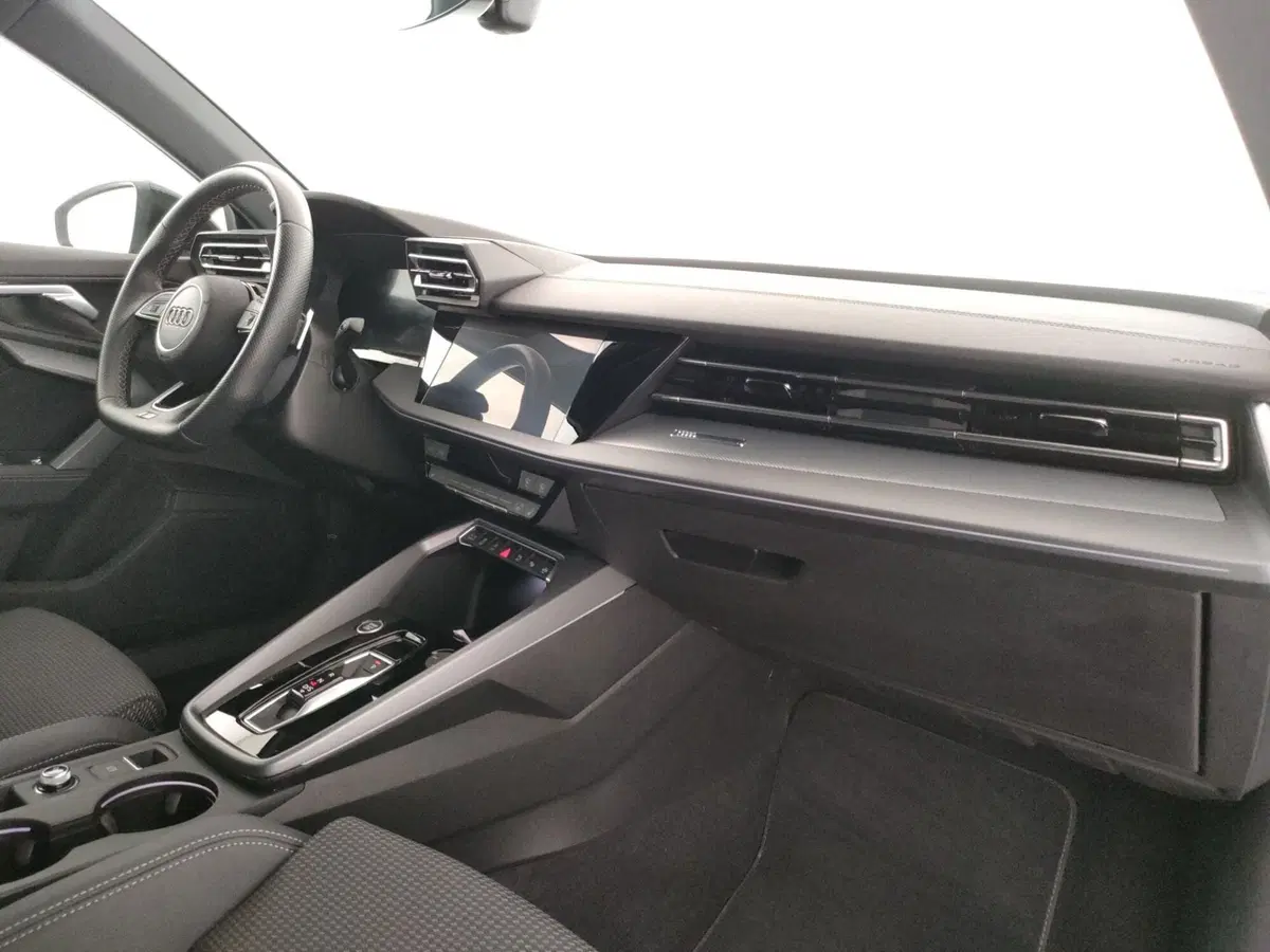 Audi A3 Sportback usata a Napoli (10)