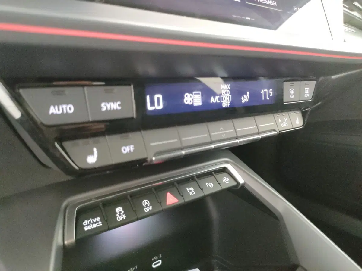 Audi A3 Sportback usata a Napoli (17)