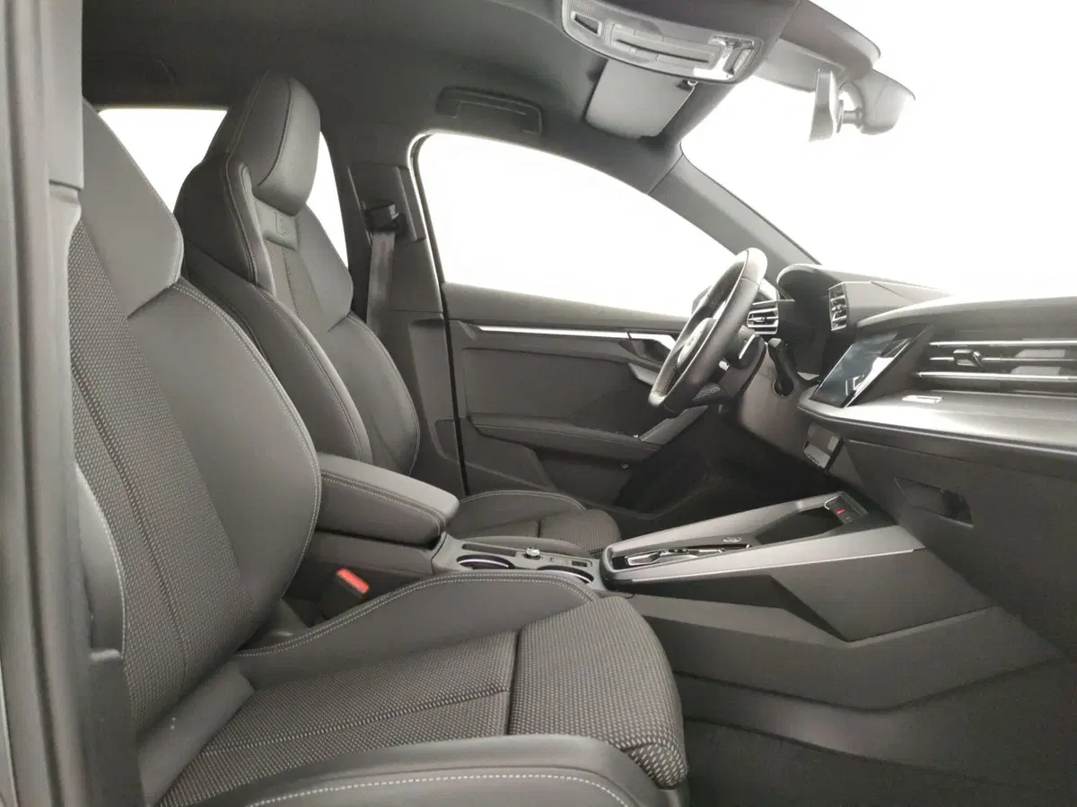 Audi A3 Sportback usata a Napoli (7)
