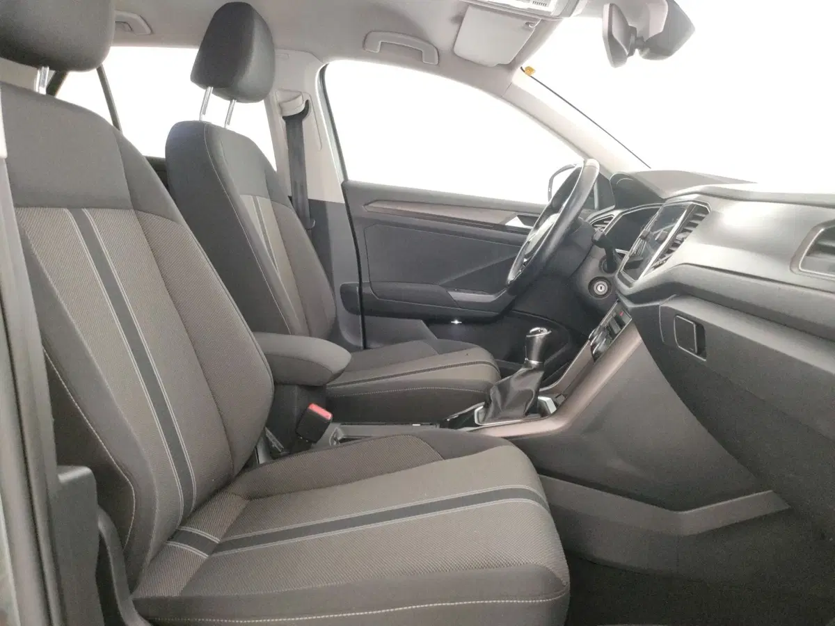 Volkswagen T-Roc usata a Napoli (8)