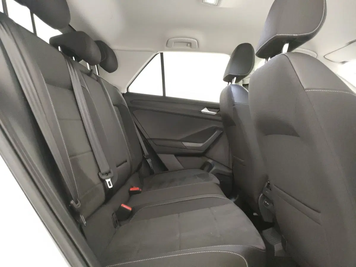 Volkswagen T-Roc usata a Napoli (9)