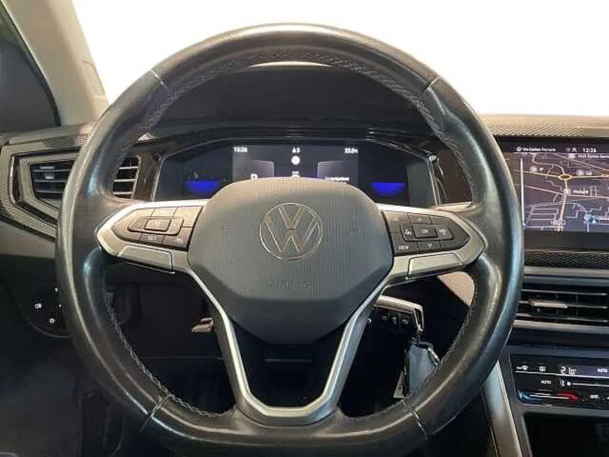 Volkswagen Taigo usata a Prato (10)