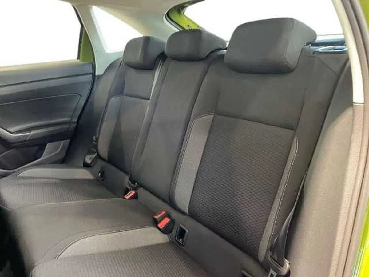 Volkswagen Taigo usata a Prato (12)