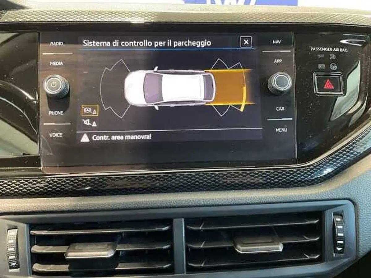 Volkswagen Taigo usata a Prato (19)