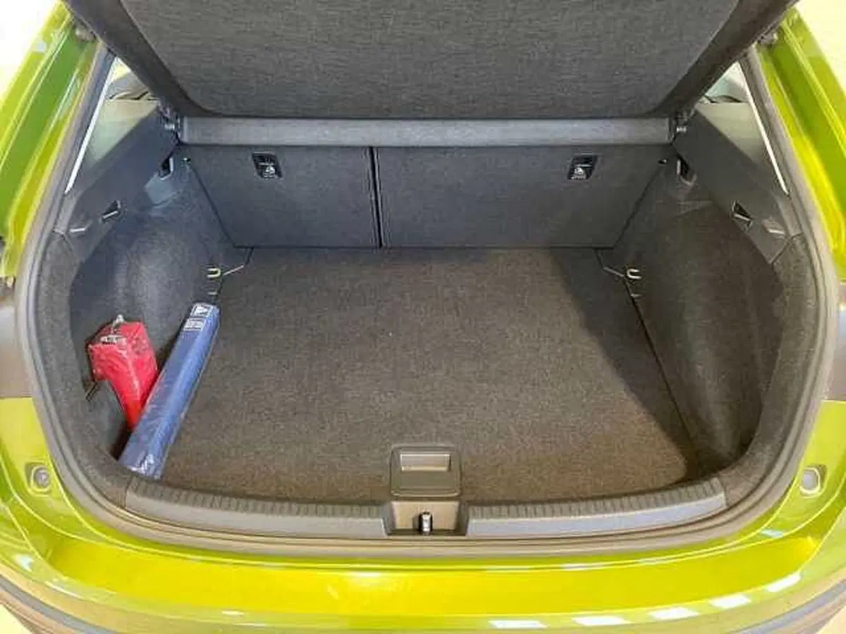 Volkswagen Taigo usata a Prato (8)