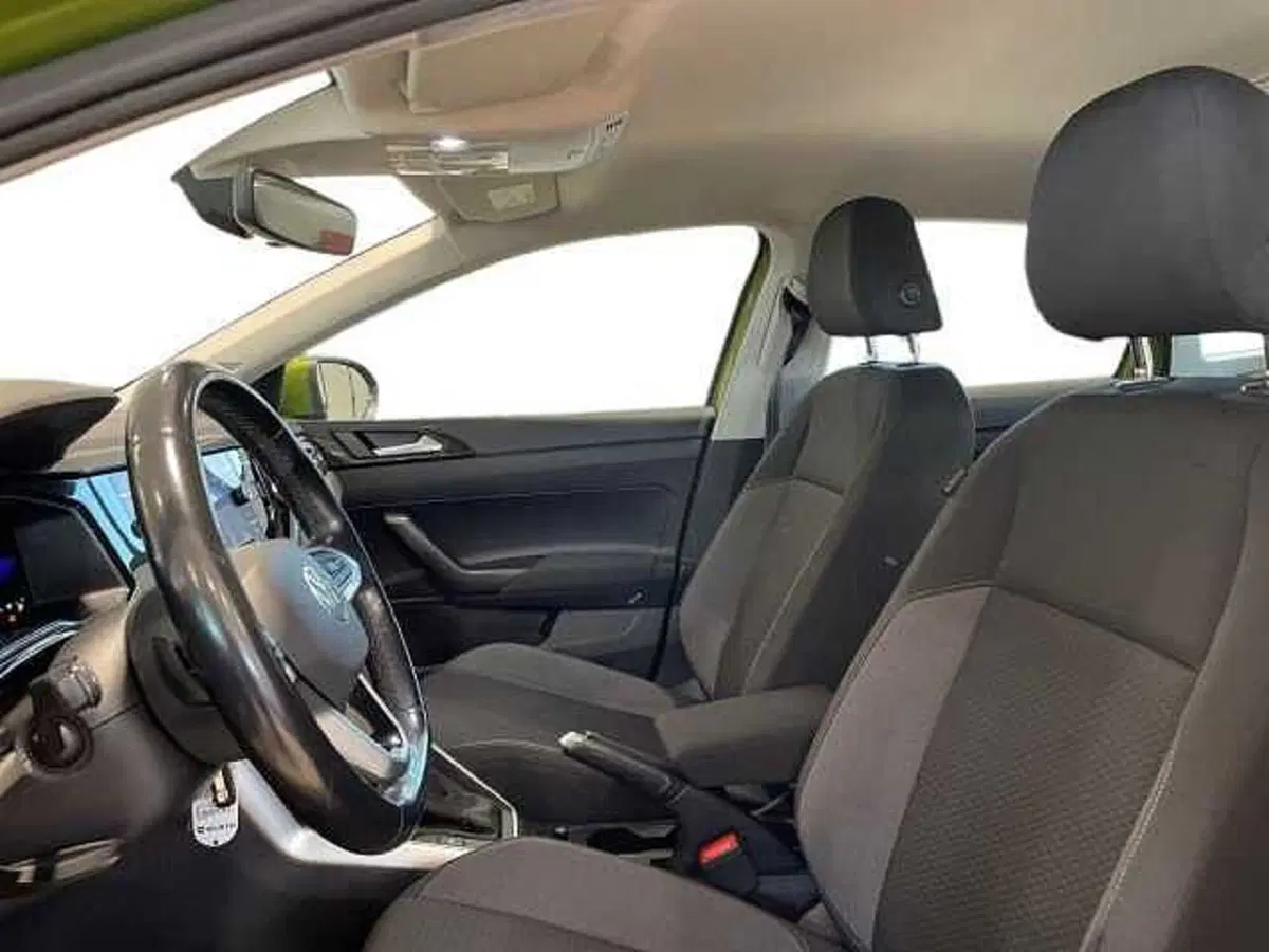 Volkswagen Taigo usata a Prato (9)