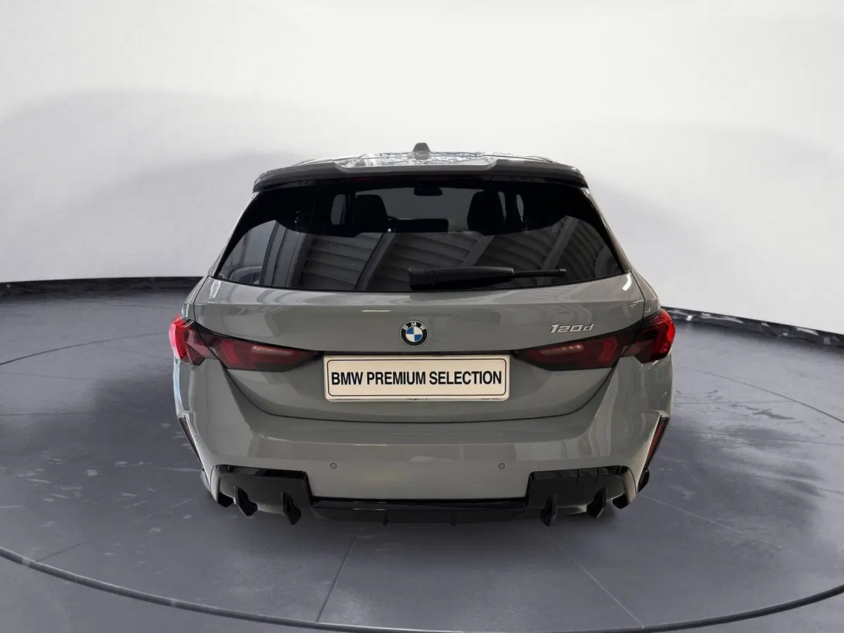 BMW Serie 1 nuova a Cuneo (4)