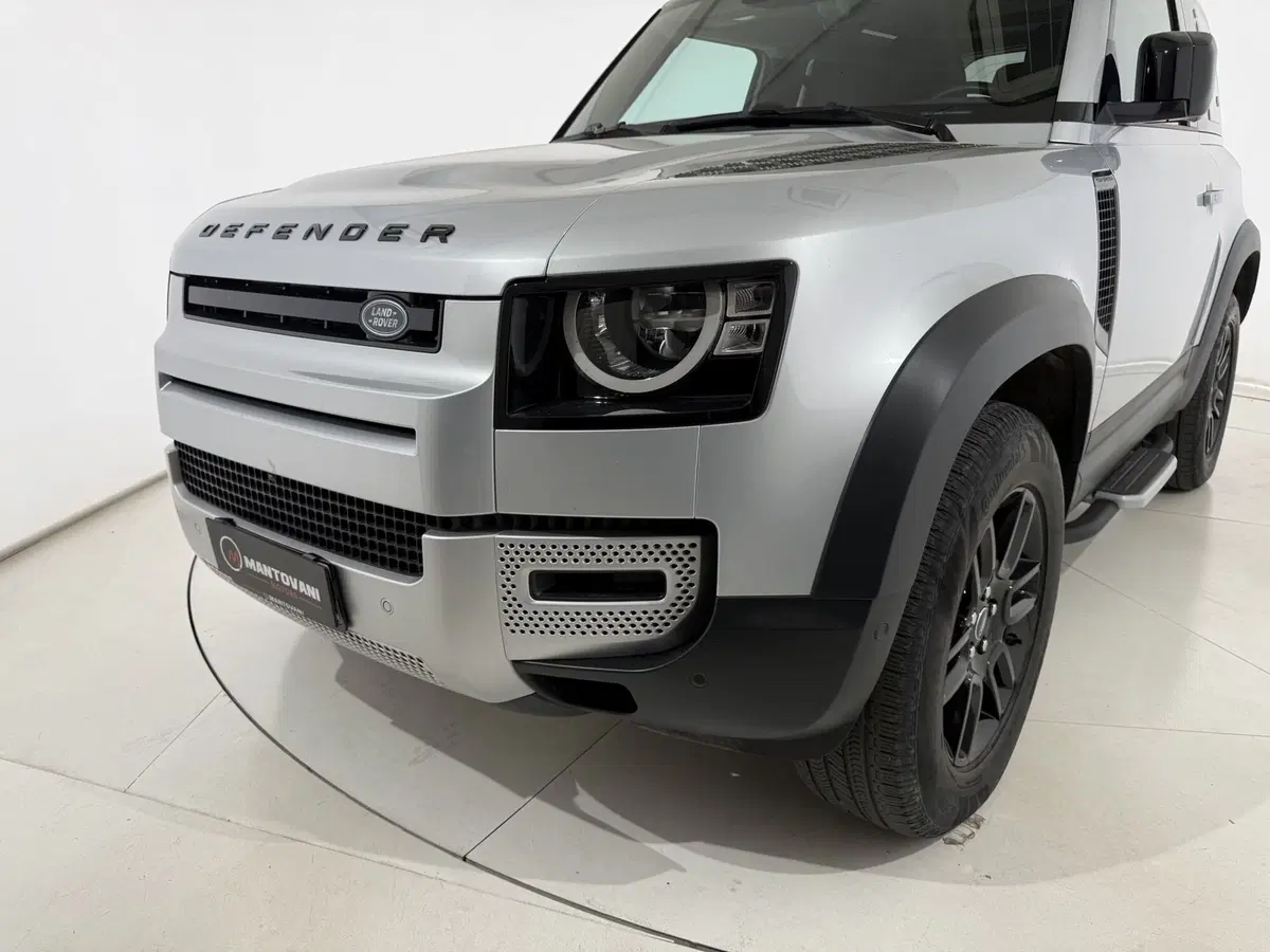 Land Rover Defender usata a Perugia (2)