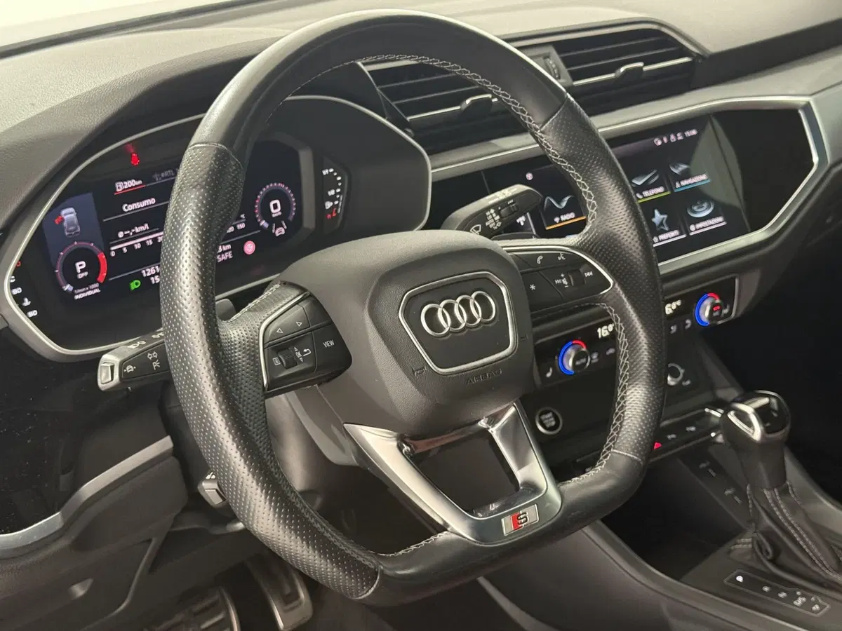 Audi Q3 Sportback usata a Perugia (6)