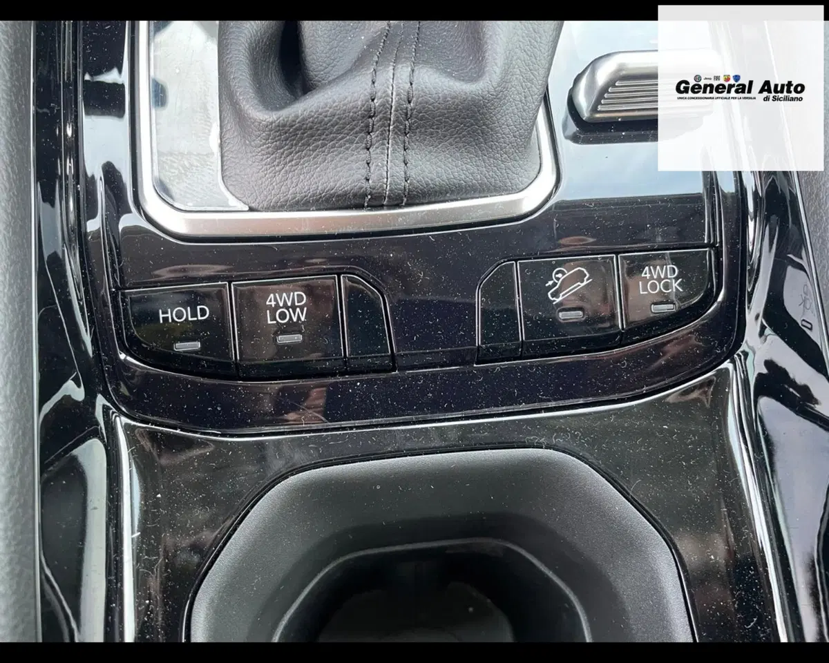 Jeep Compass nuova a Lucca (16)
