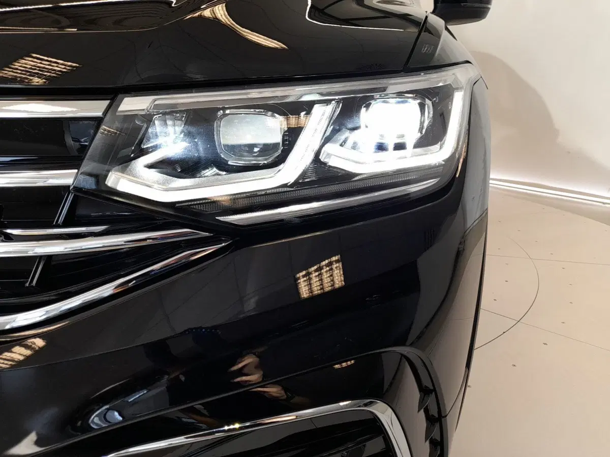 Volkswagen Tiguan usata a Bologna (7)